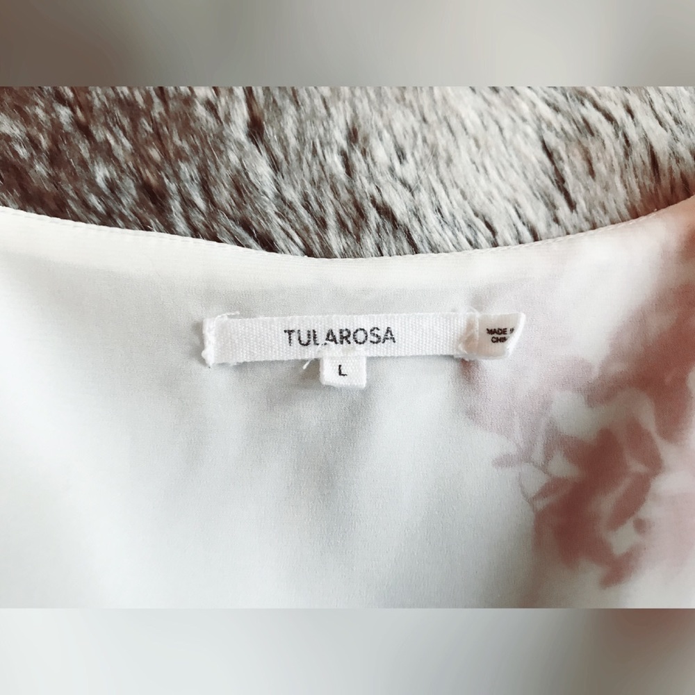 Tula Rosa Romper Medallion - Picture 3 of 4